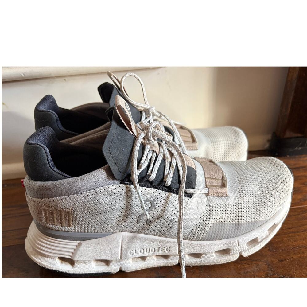 ON Cloudnova Sneakers Women’s 7.5 Neutral Gray Beige Running Shoes
